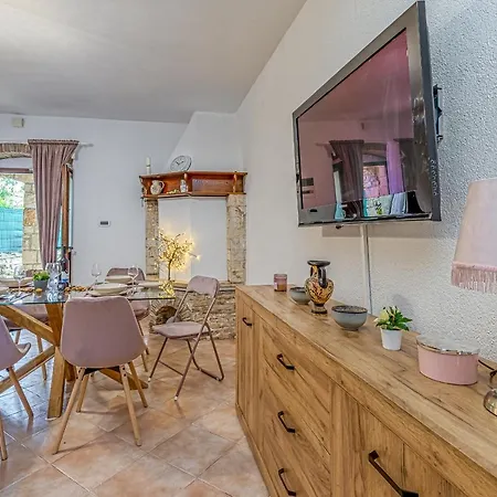 Eden House カンファナル