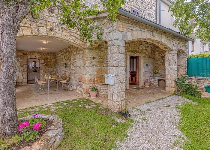 Eden House カンファナル