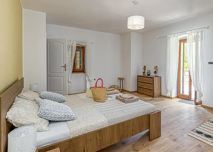 Eden House カンファナル