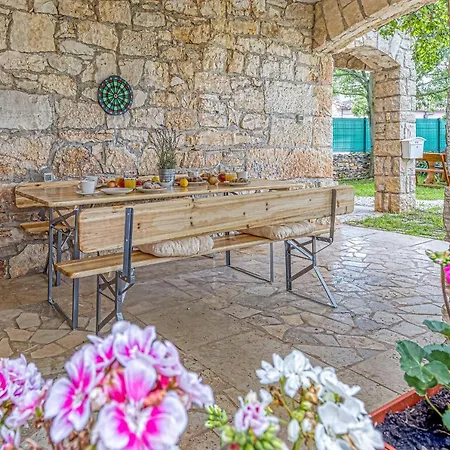 Eden House Feriehus Kanfanar